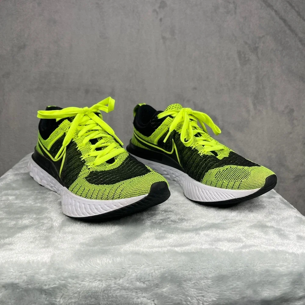 Nike React Infinity Run Flyknit Men Size 9.5 Volt Black Sneakers CD4371-700